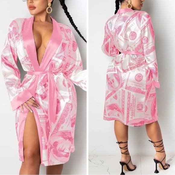 Other - Silky Pink Money Print Kimono Robe New